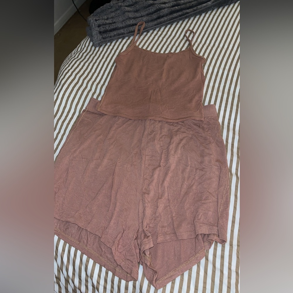 SKIMS Sleep Set